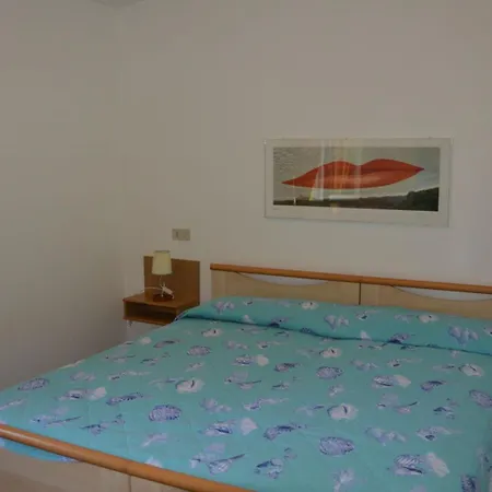 Villa Bright In Caorle, Private Garden - Beahost Caorle